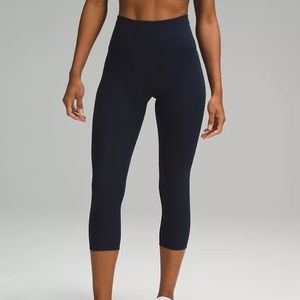 Wunder Under HR Crop 21” Navy Leggings